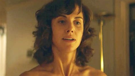 alison brie tits|Alison Brie Breasts Scene in Glow